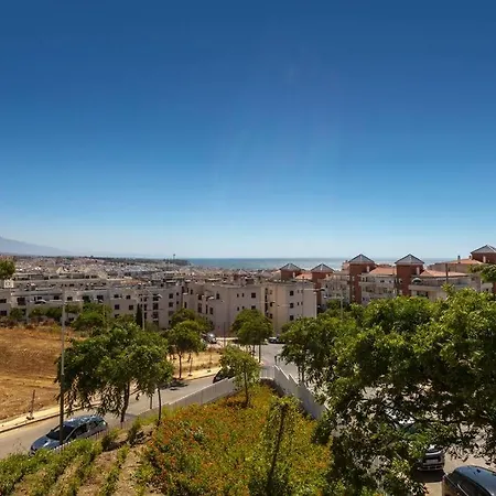 Amazing 4 Bedroom With Pools + Gym - Rdr269