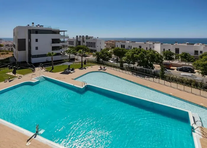 Amazing 4 Bedroom With Pools + Gym - Rdr269