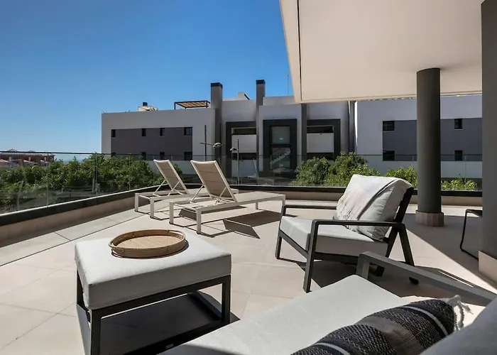 Апартаменты Amazing 4 Bedroom With Pools + Gym - Rdr269 *