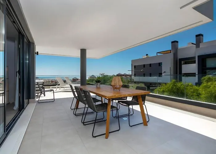 Апартаменты Amazing 4 Bedroom With Pools + Gym - Rdr269 Эстепона