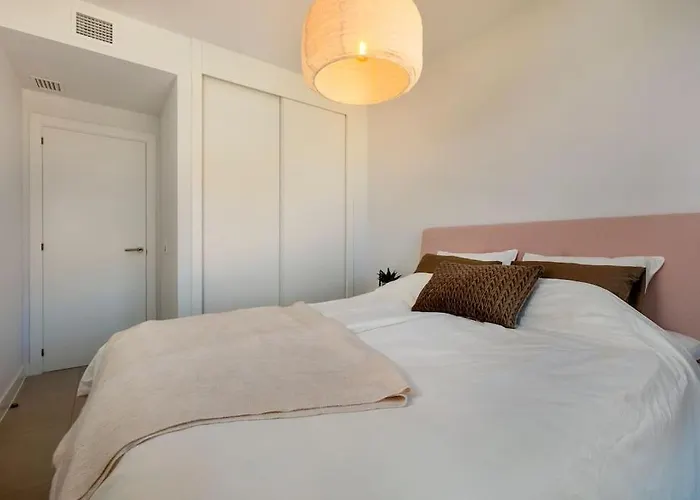 Апартаменты Amazing 4 Bedroom With Pools + Gym - Rdr269 *