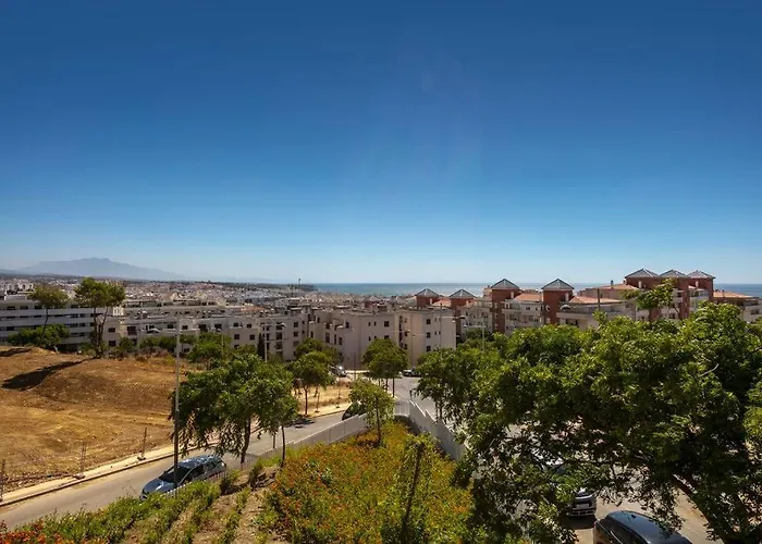 Amazing 4 Bedroom With Pools + Gym - Rdr269