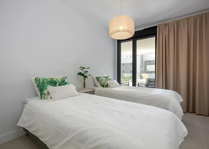 Appartement Amazing 4 Bedroom With Pools + Gym - Rdr269